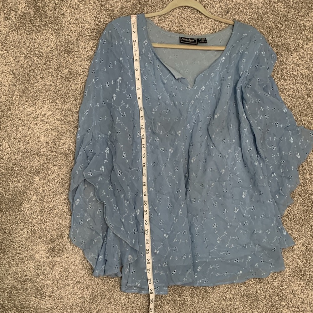 Y2K Nostalgia Blue Eyelet Bell Sleeve Blouse - Picture 8 of 9